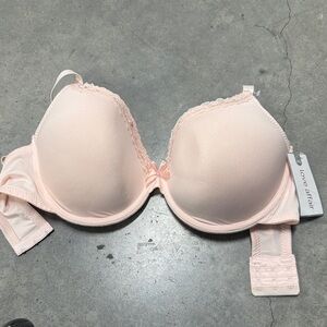 NWT!! Love affair bra in light pink, 36D